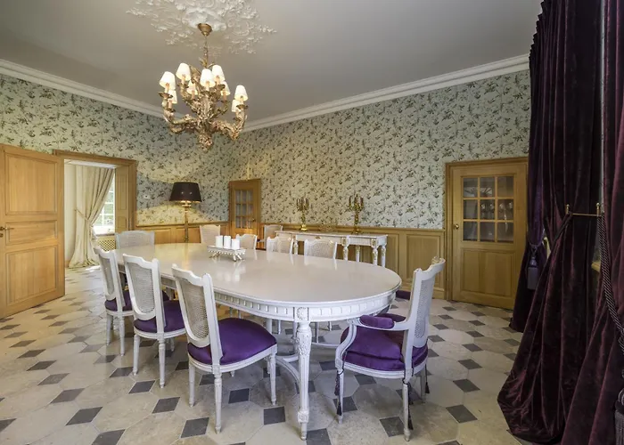 Chateau De * Berg-sur-Moselle